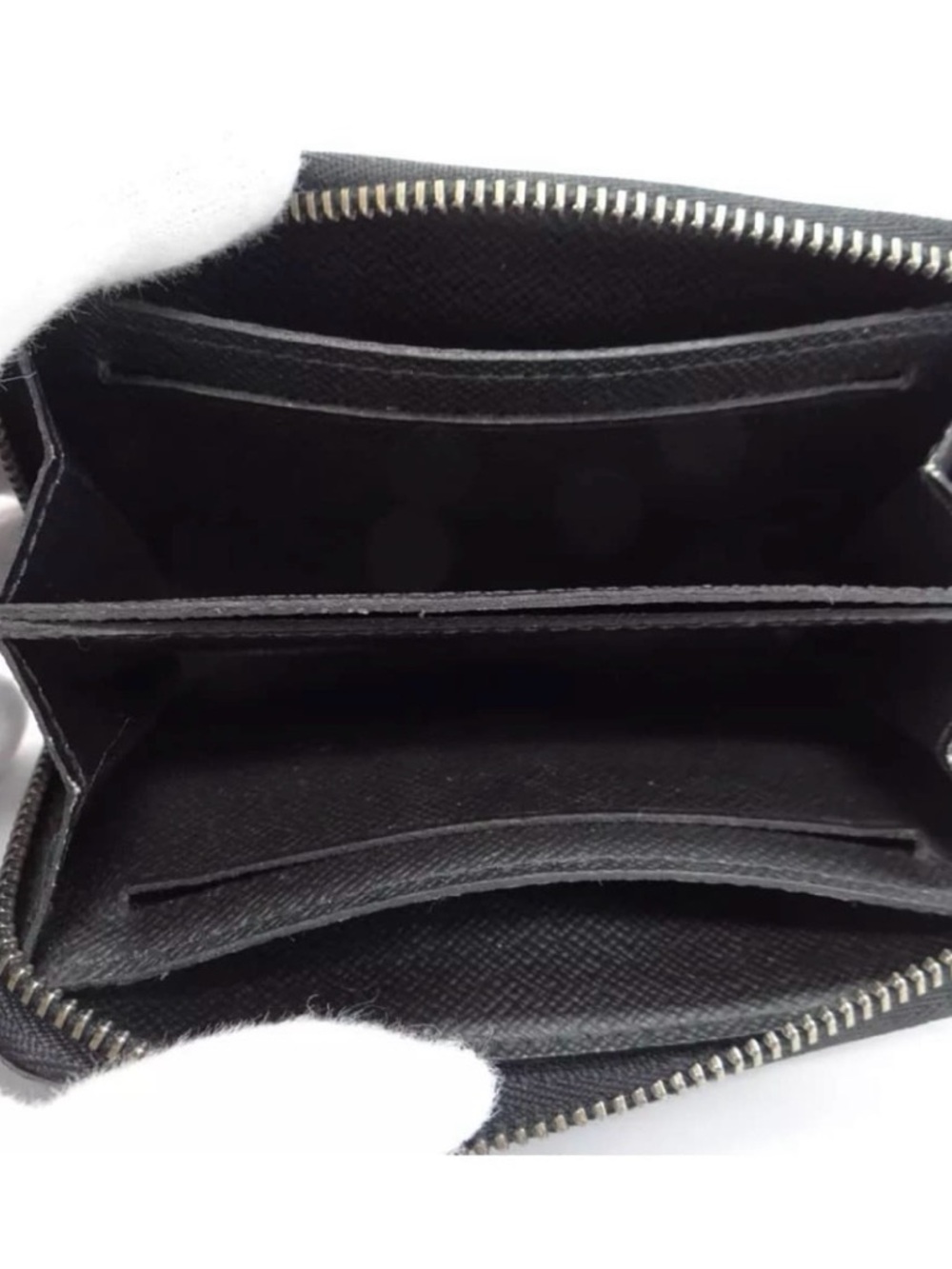 Louis Vuitton Black Monogram Zip Card Holder with Silver Hardware - Picture 6 of 8